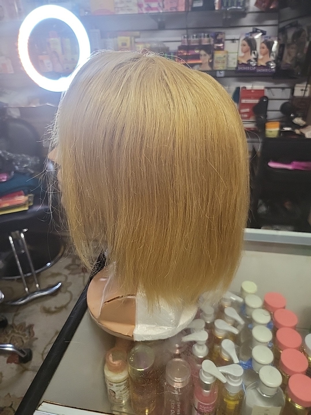613/27 Blonde Short Layered Women's Wig with Fringe Human Hair - Picture 5 of 5